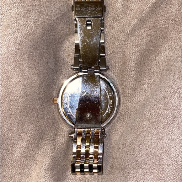 MK watch - Picture 2 of 3